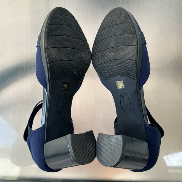 Anne Klein iFlex navy block heel - double cross-cross ankle strap. Sz 9.5 - Picture 6 of 6